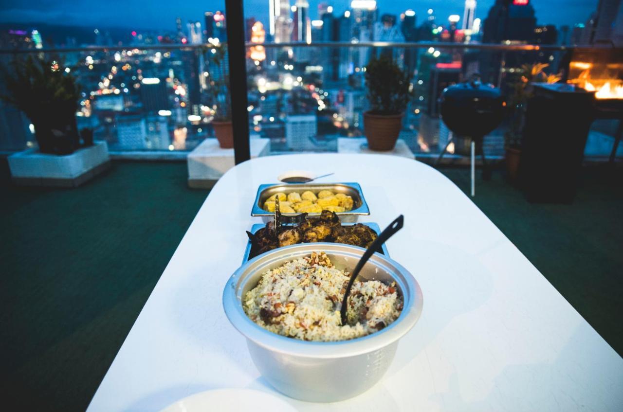 Penthouse On 34 - The Highest Unit And Best Views In Regalia & Private Rooftop Terrace Kuala Lumpur Exterior foto
