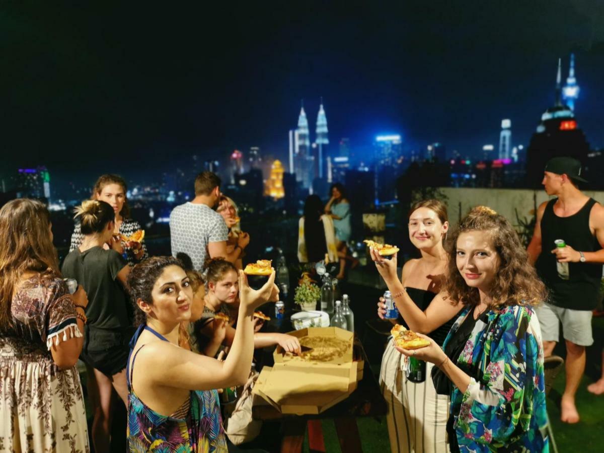 Penthouse On 34 - The Highest Unit And Best Views In Regalia & Private Rooftop Terrace Kuala Lumpur Exterior foto